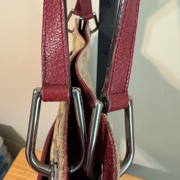 Gucci Eclipse Canvas Shoulder Bag - Picture 4 of 16